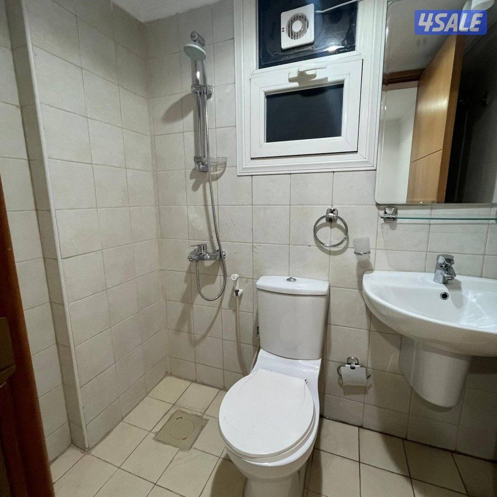 شقة إطلالة بحرية للإيجار في السالمية8