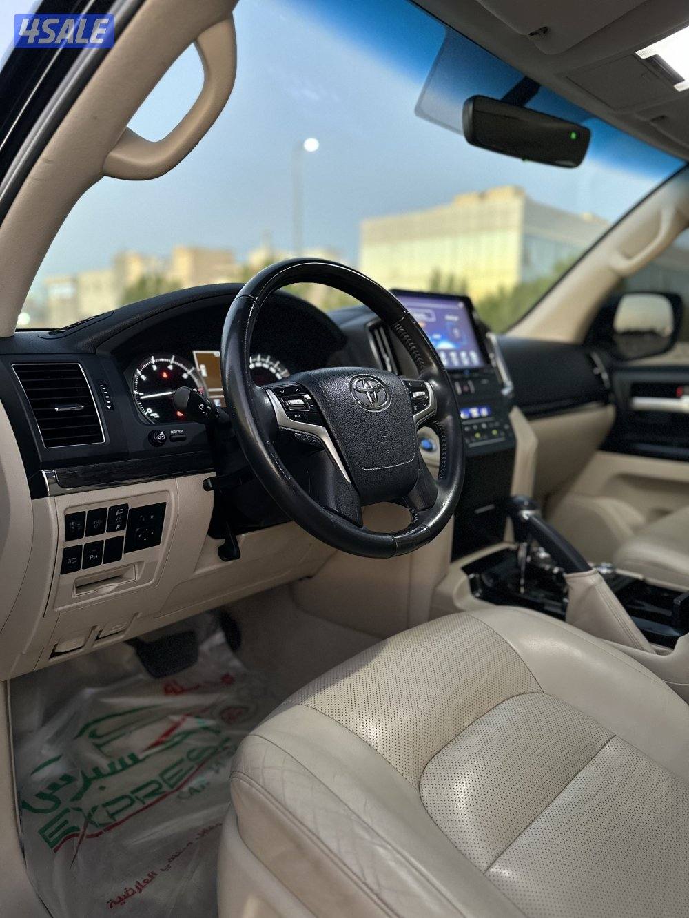 للبيع لاندكروزر GXR موديل2021 تورنق درجة5