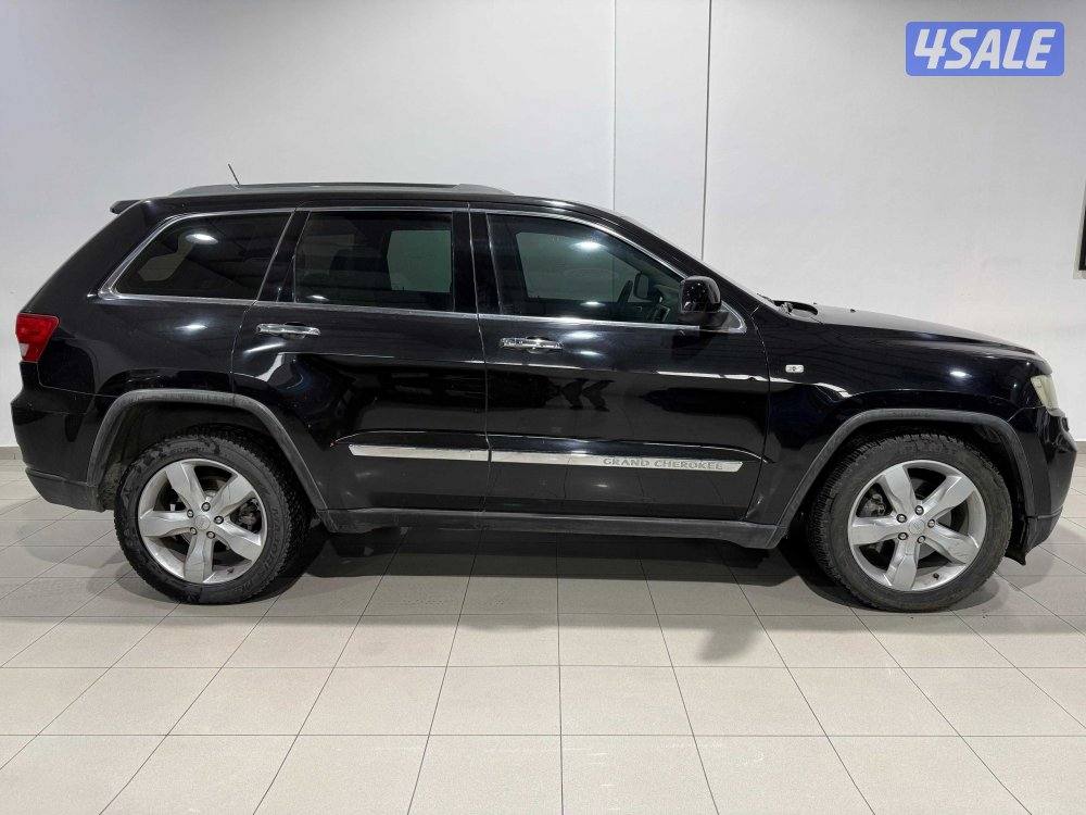 Jeep Grand Cherokee Limited0