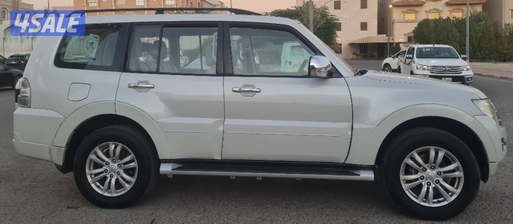 ميتسوبيشي باجيرو 2019 صبغ الوكالة بالكامل الماكينة 38 الكبيرة - فتحة7