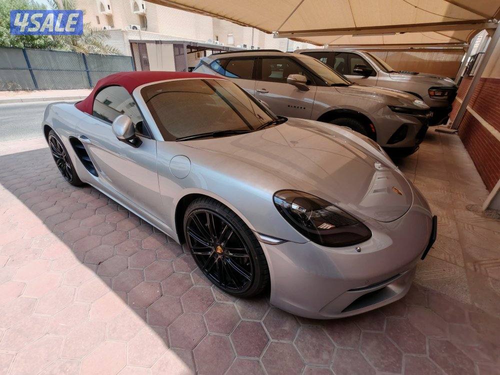 للبيع بورش بوكستر شرط الفحص قير مكينه شاصي مديل ٢٠١٧ ماشي ٩٥ الف0