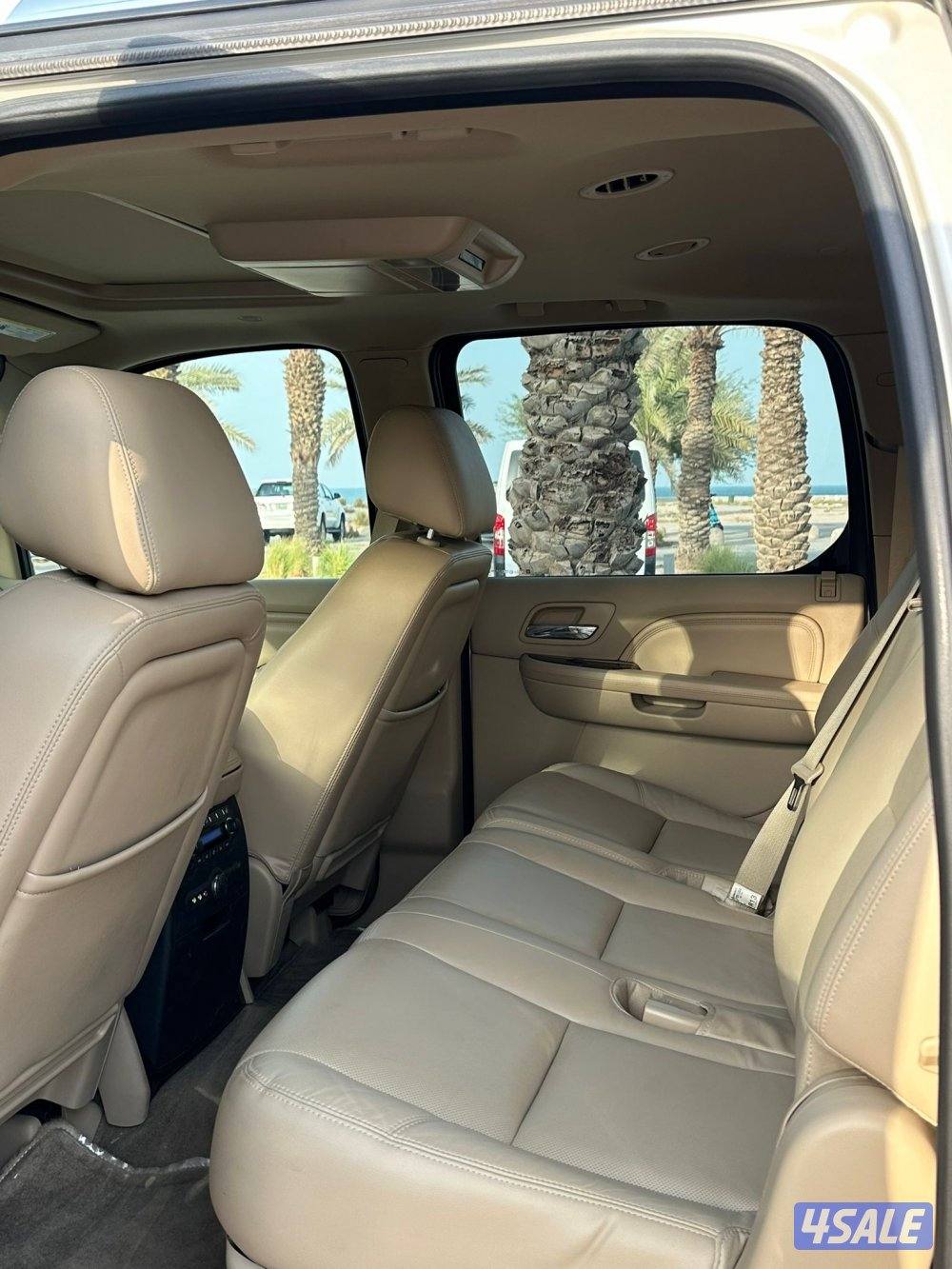 للبيع كاديلاك اسكاليد مخزن وكالة5