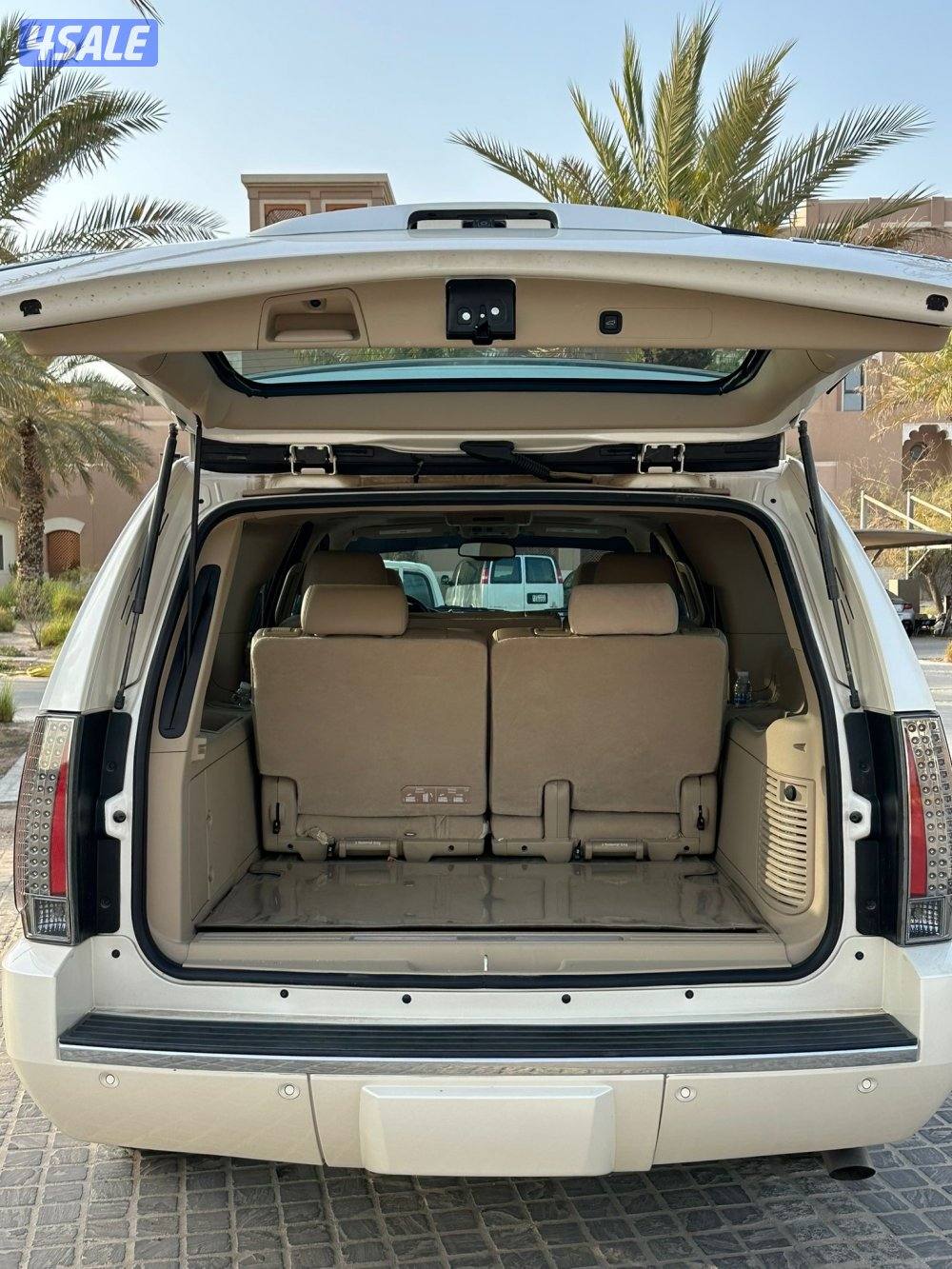 للبيع كاديلاك اسكاليد مخزن وكالة7