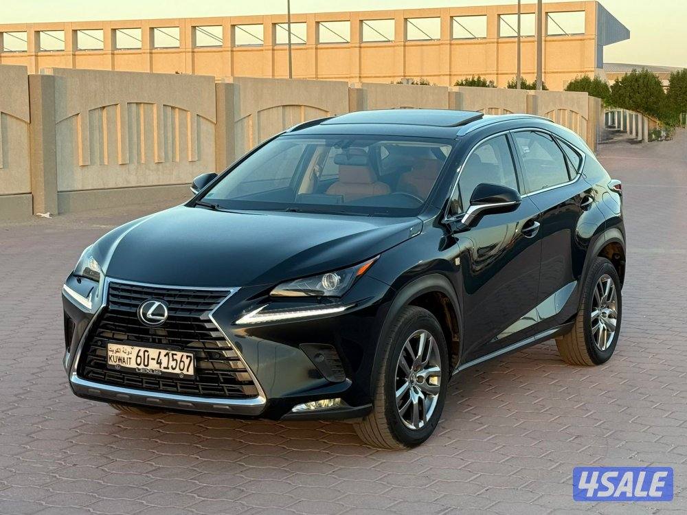 لكزس 2021 بحاله ممتازه2