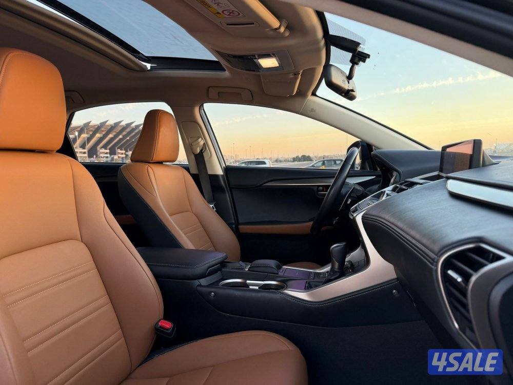 لكزس 2021 بحاله ممتازه5