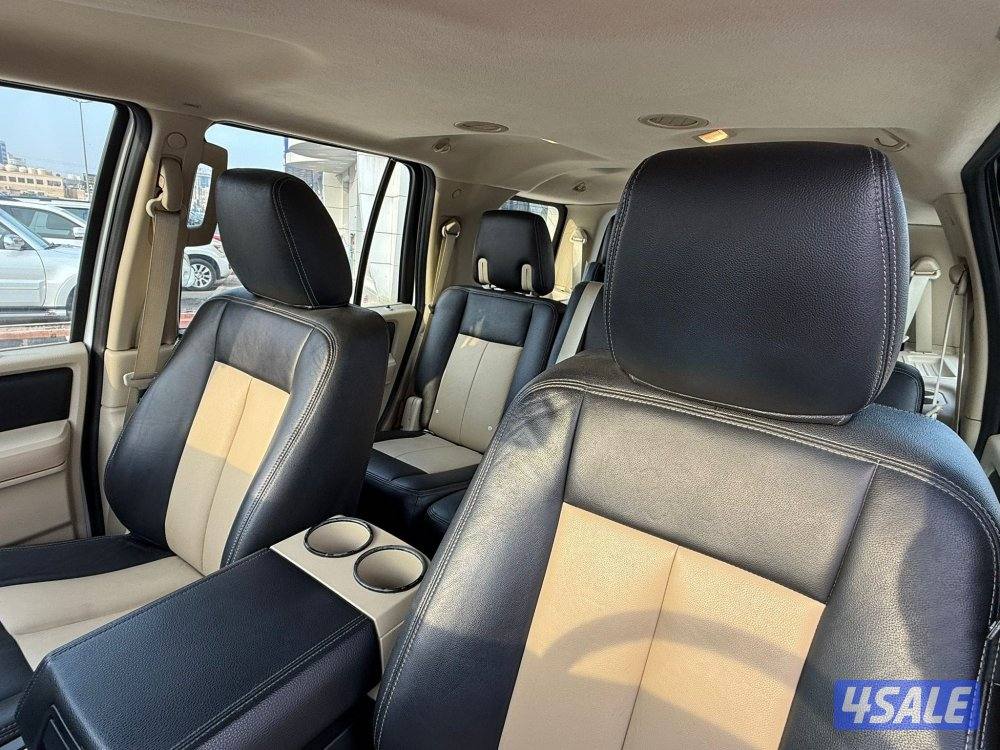 للبيع فورد اكسبدشن سبورت  موديل ٢٠١٦ شرط الفحص صبغ الوكاله  عداد ١٠٠5