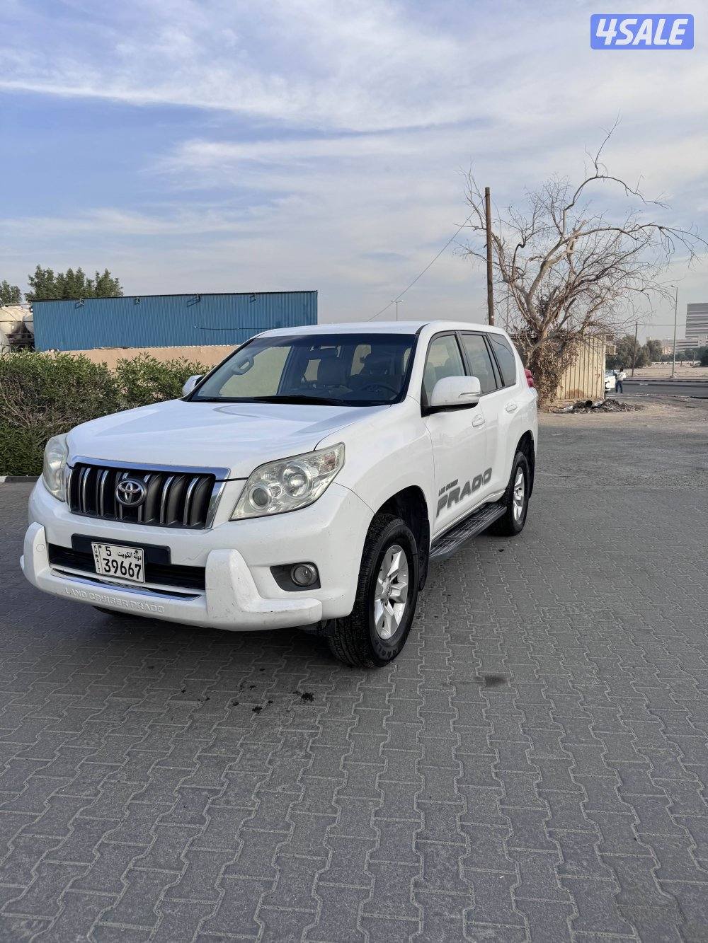 للبيع برادو نظيف جداً0