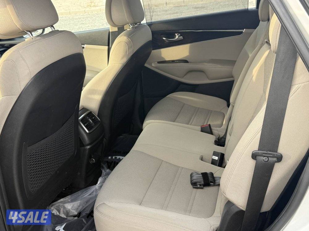 للبيع سورينتو20174