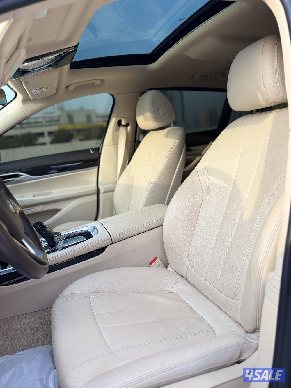 BMW 740li //2017  بقمه النظافه تحت الكفاله8