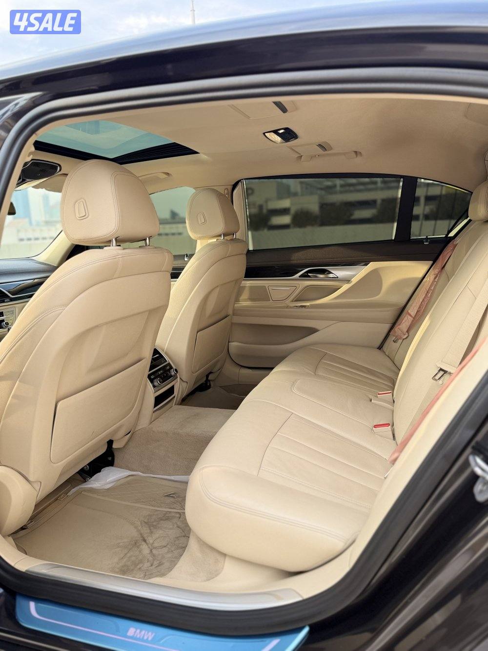 BMW 740li //2017  بقمه النظافه تحت الكفاله9