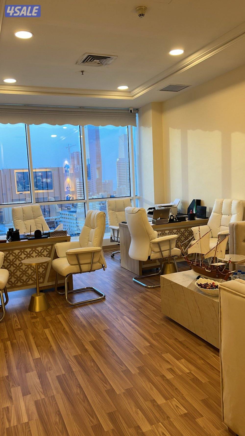 مكتب ببرج التجار1