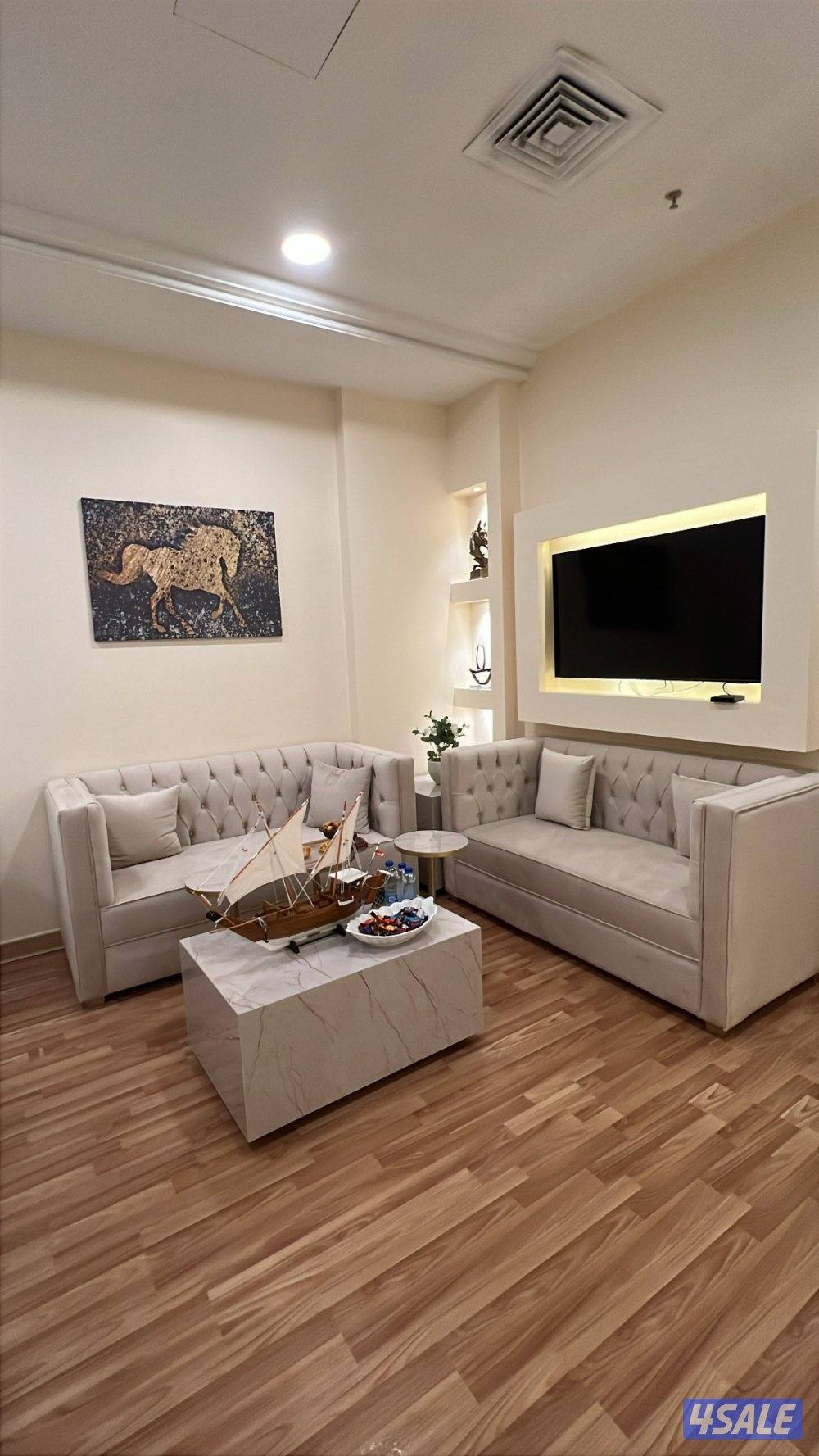 مكتب ببرج التجار3