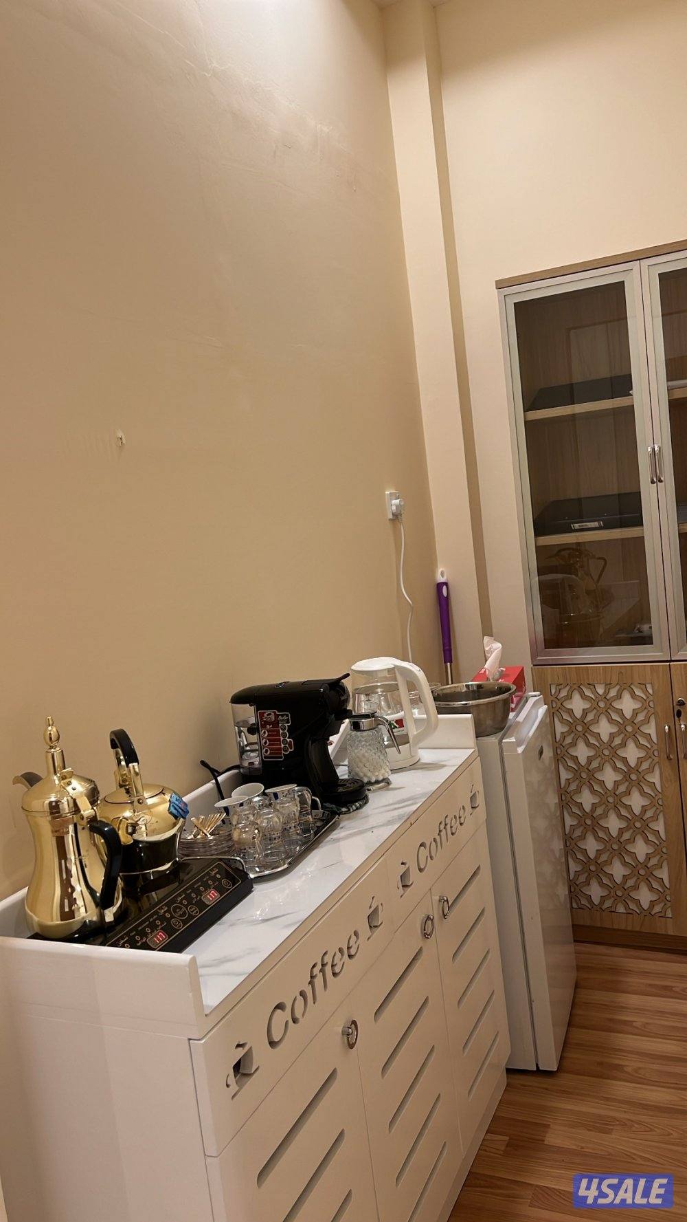 مكتب ببرج التجار4