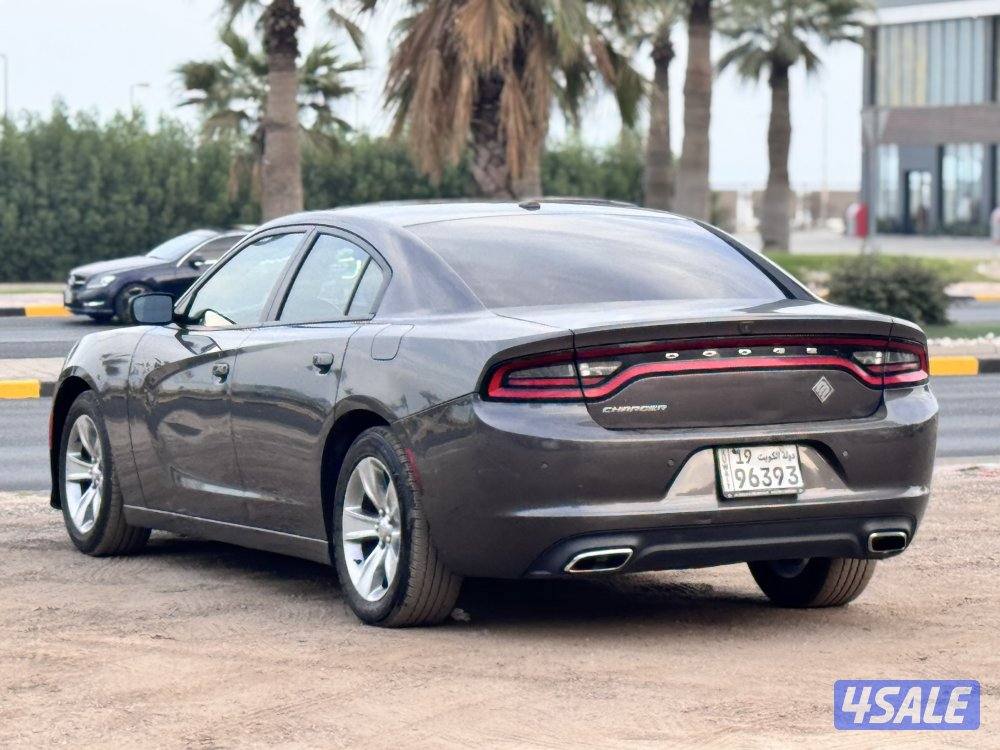 دودج تشارجر موديل 20215