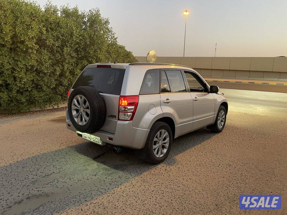 للبيع فيتارا قير عادي3