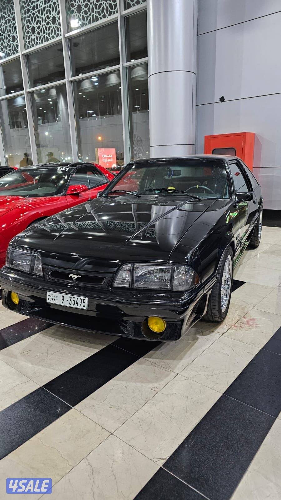 فورد موستنج ١٩٩١ قير عادي . مجدد بالكامل . تواير جديده +رنقات SVE3