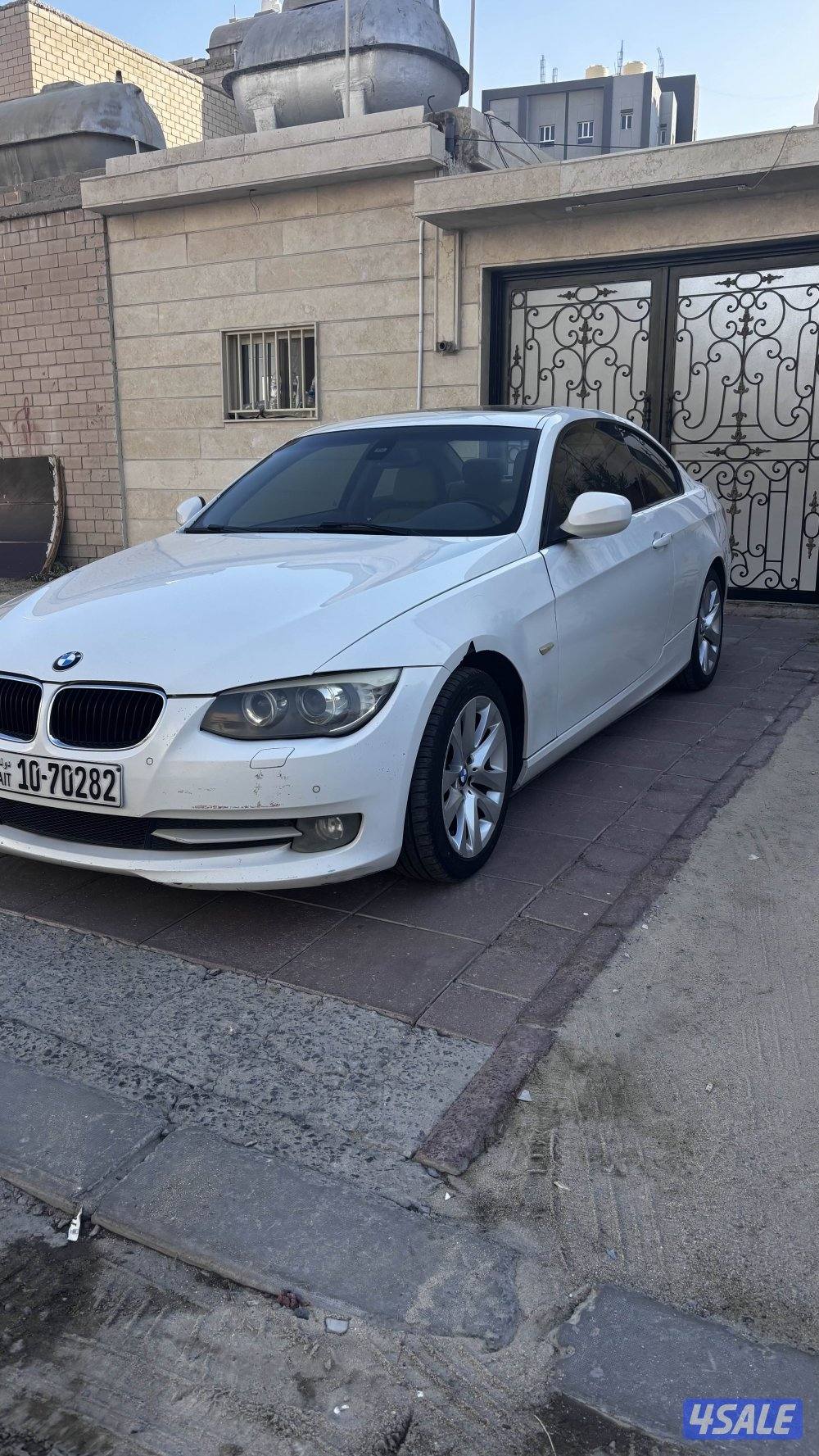 BMW 2012 فئة i3202