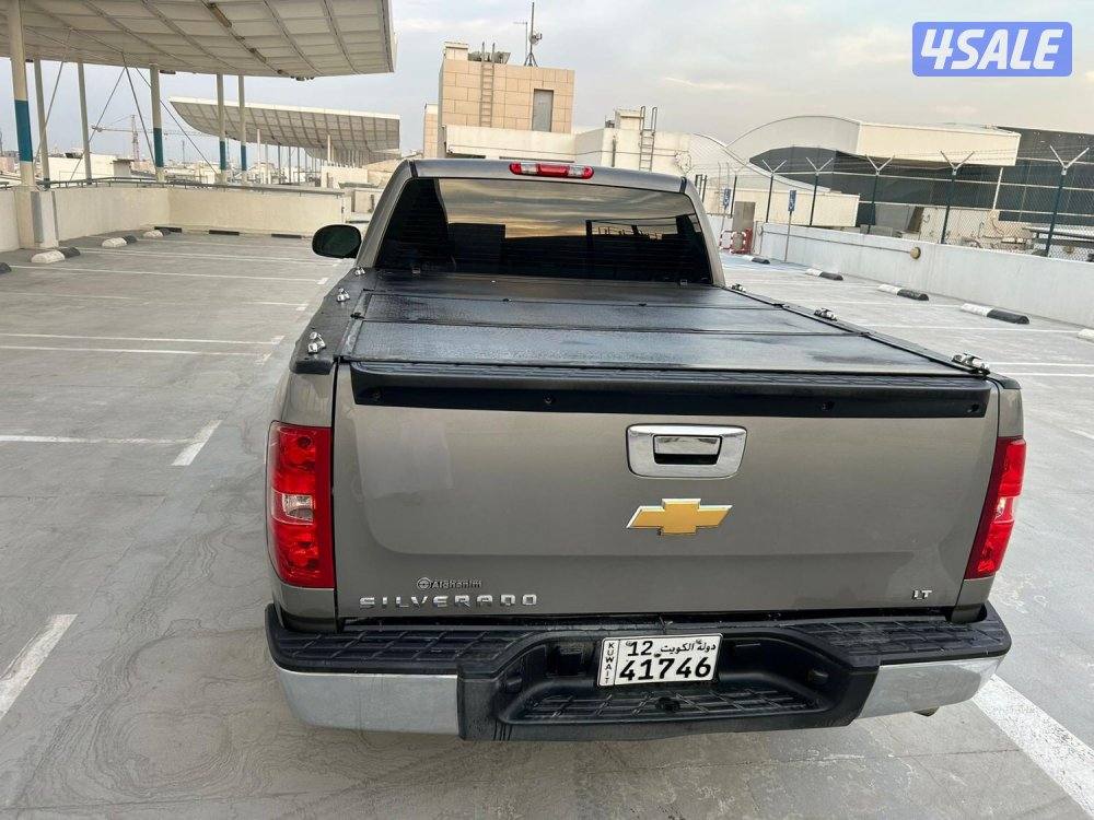 للبيع سلفرادو 2013 LT بحالة بالوكاله3