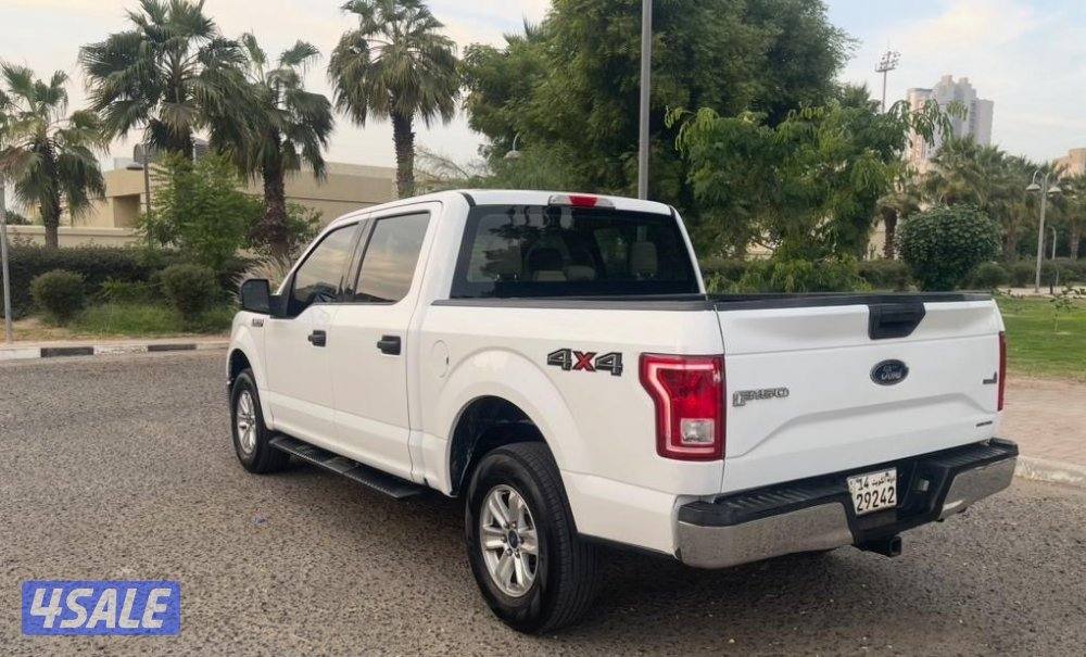 فورد F1503