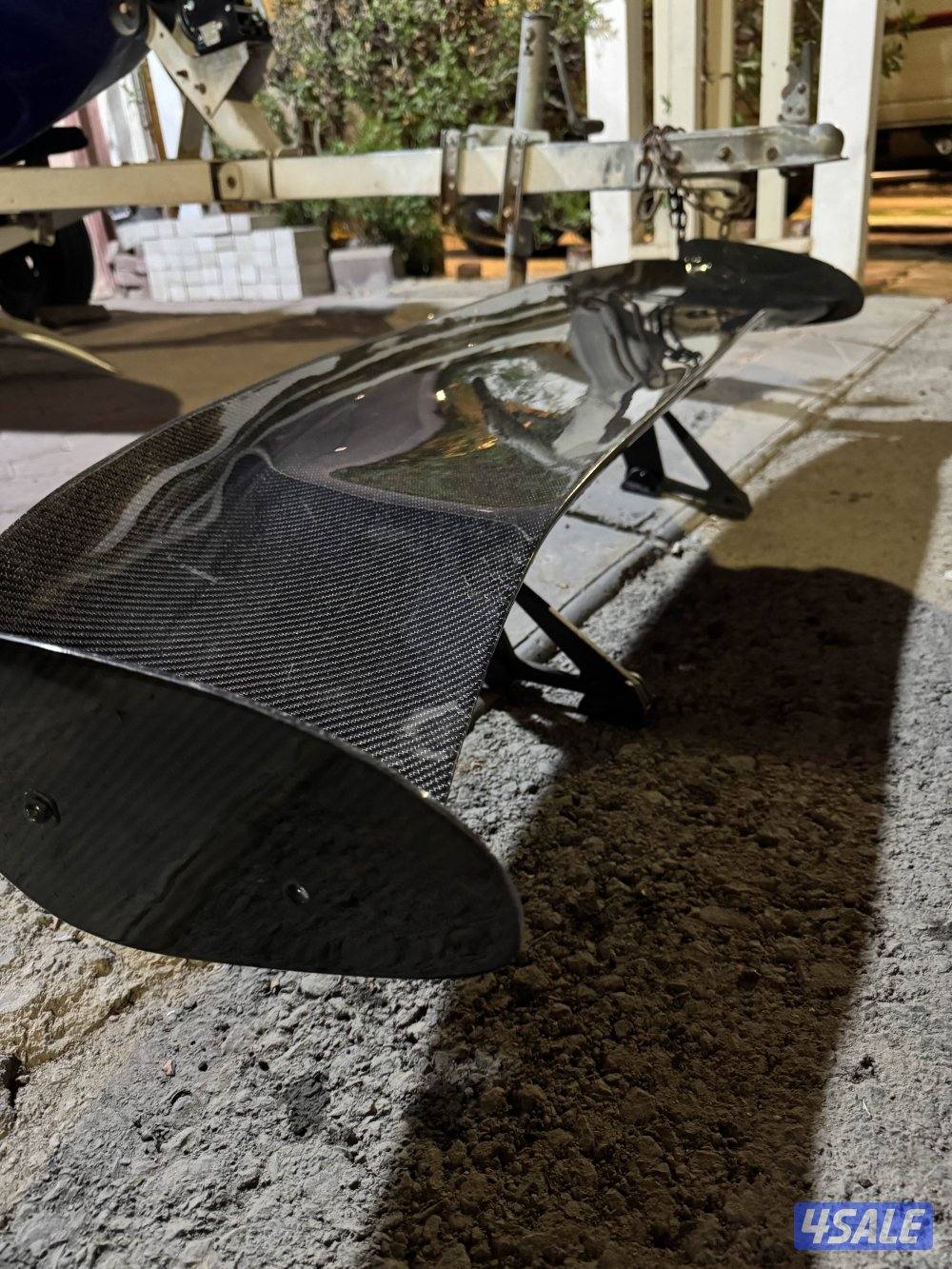 وجناح كاربون1