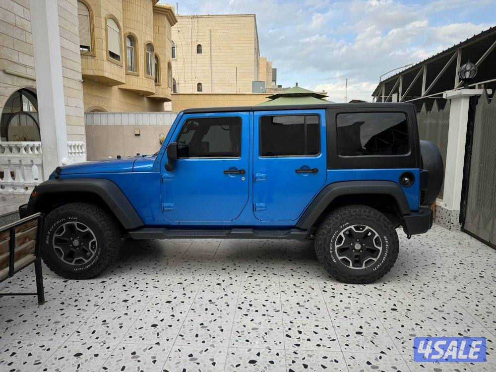 للبيع جيب رانجلر سبورت موديل ٢٠١٤1