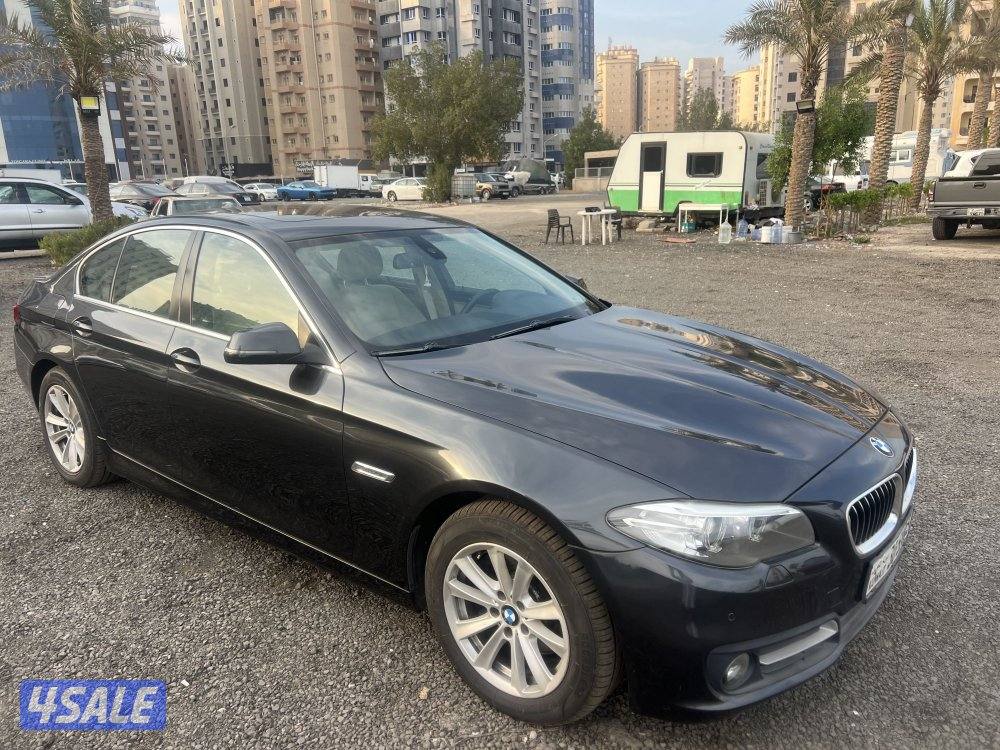 بي ام دبليو 520 اسود 2015 ماشي 200 الف بحاله ممتازه فحص بالكامل1