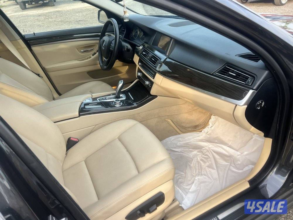 بي ام دبليو 520 اسود 2015 ماشي 200 الف بحاله ممتازه فحص بالكامل5