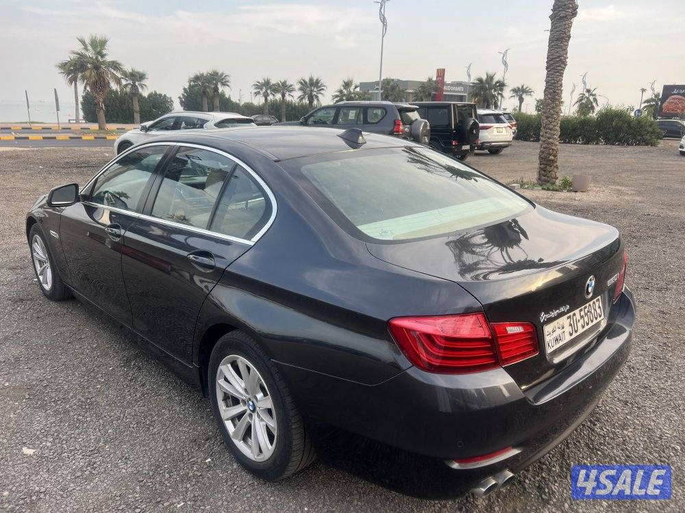 بي ام دبليو 520 اسود 2015 ماشي 200 الف بحاله ممتازه فحص بالكامل9