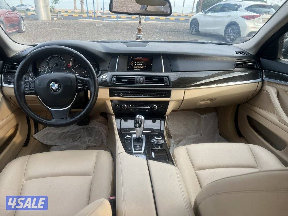 بي ام دبليو 520 اسود 2015 ماشي 200 الف بحاله ممتازه فحص بالكامل10