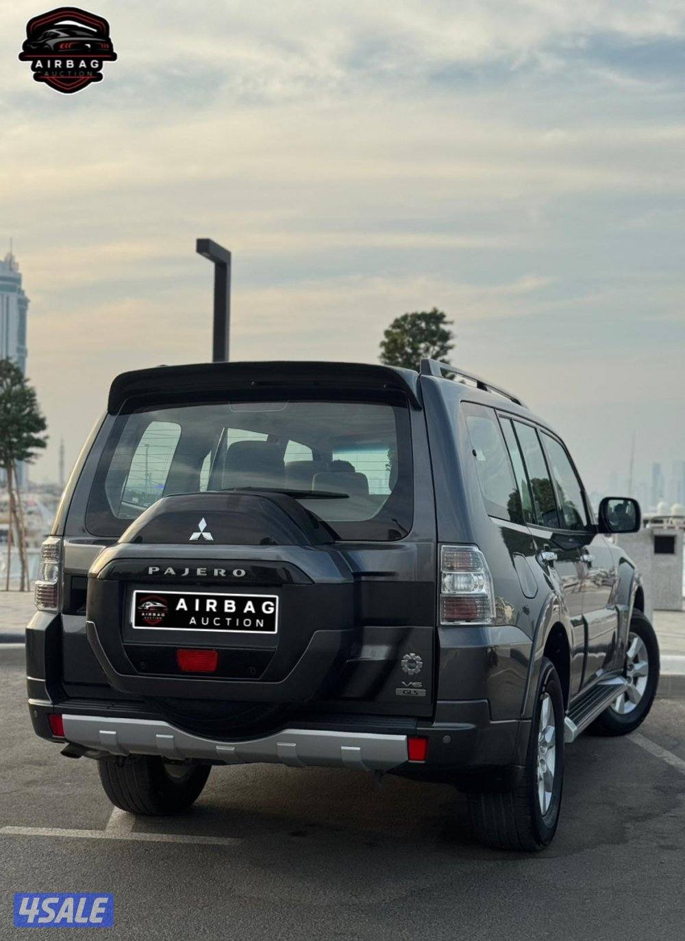 باجيرو موديل 2022 
عداد 100 الف 
ماكينه 3.5 
كامل المواصفات7