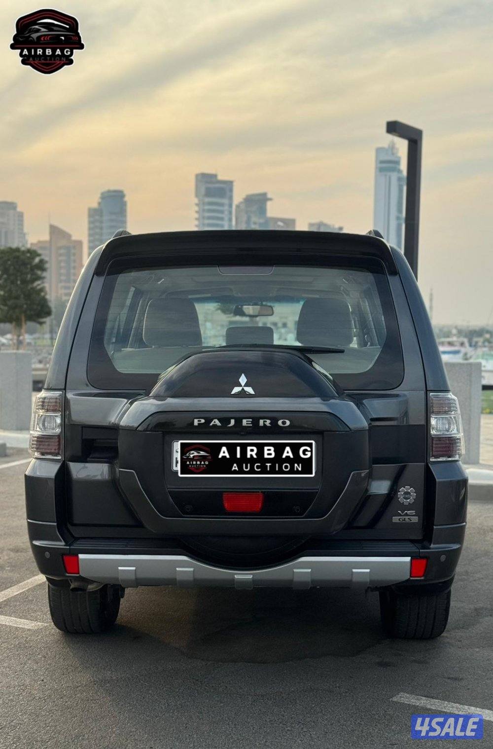 باجيرو موديل 2022 
عداد 100 الف 
ماكينه 3.5 
كامل المواصفات8