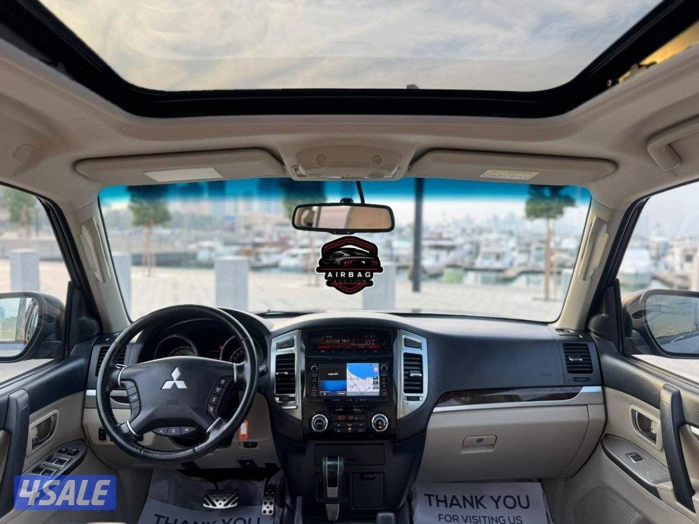 باجيرو موديل 2022 
عداد 100 الف 
ماكينه 3.5 
كامل المواصفات9