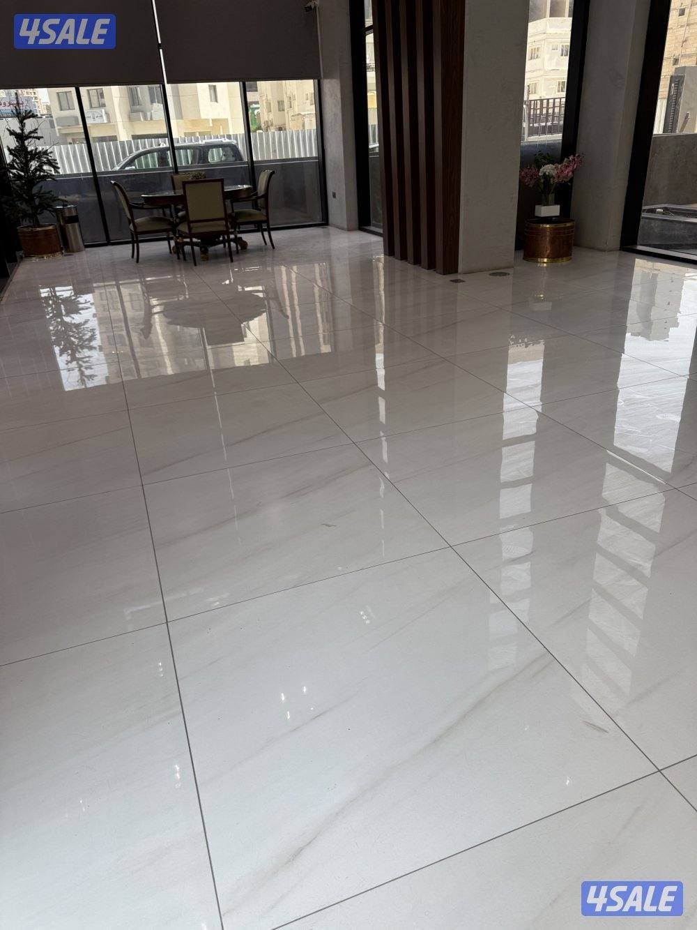 شقه 3غرف وصاله وحمامين ومطبخ بها غرفه ماستر9