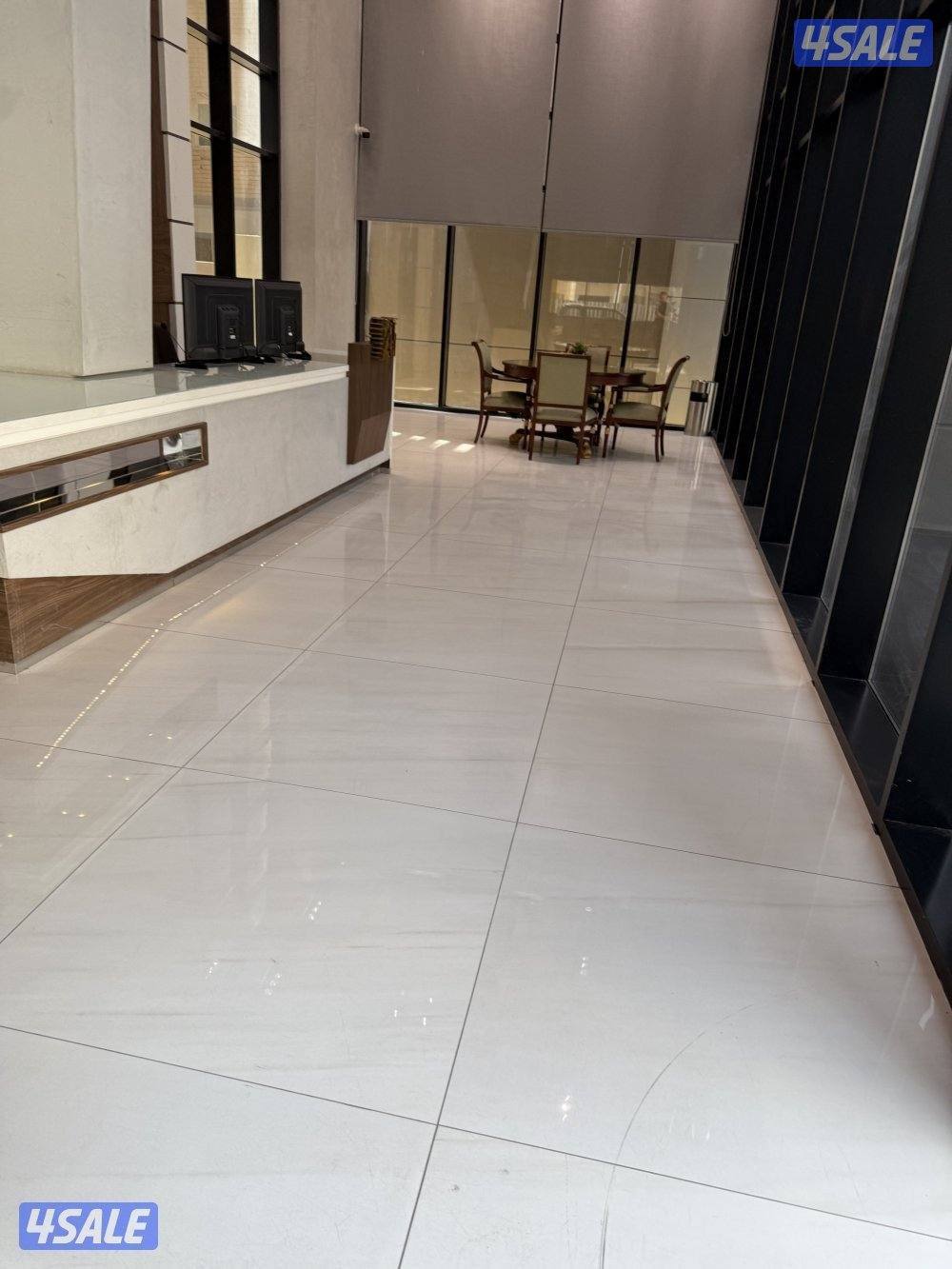 شقه 3غرف وصاله وحمامين ومطبخ بها غرفه ماستر11