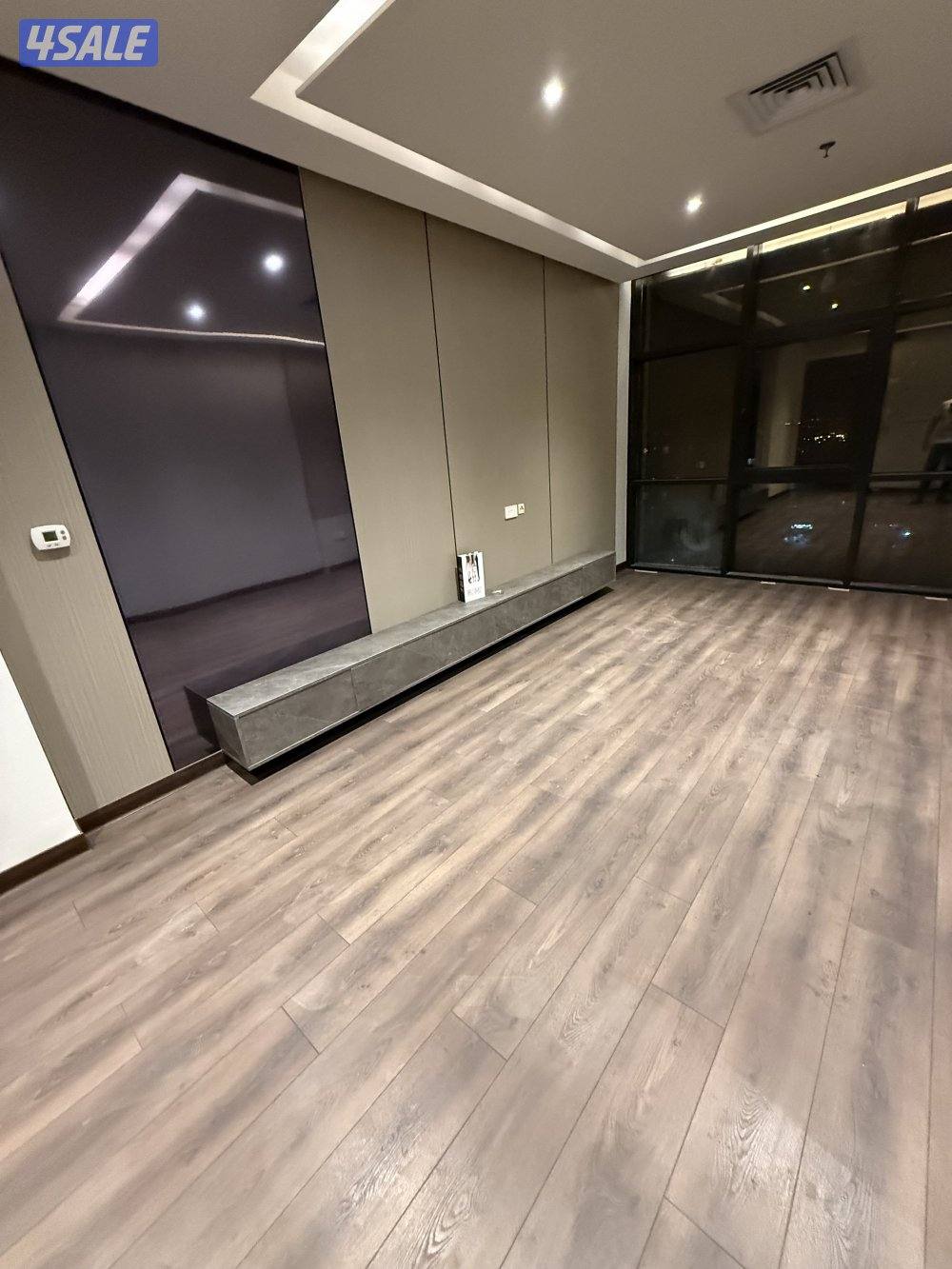 شقه 3غرف وصاله وحمامين ومطبخ بها غرفه ماستر14