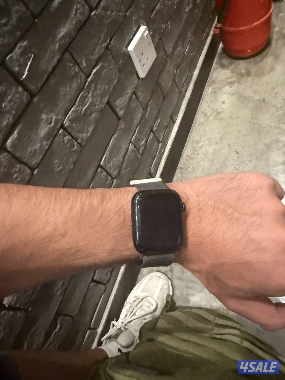 ساعة ابل الجيل التاسع مع الواير2