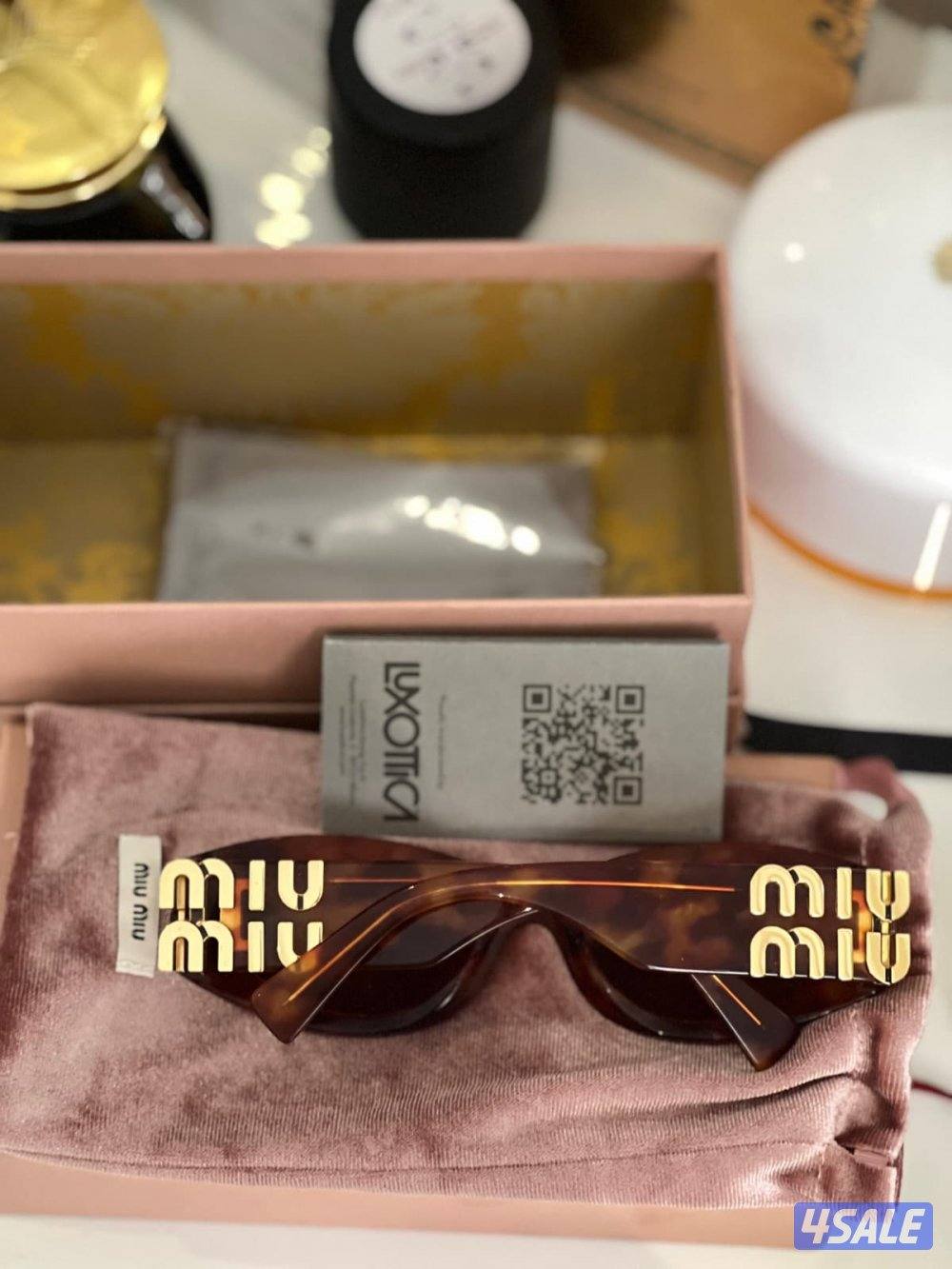 نظارة ماركة ميو ميو2