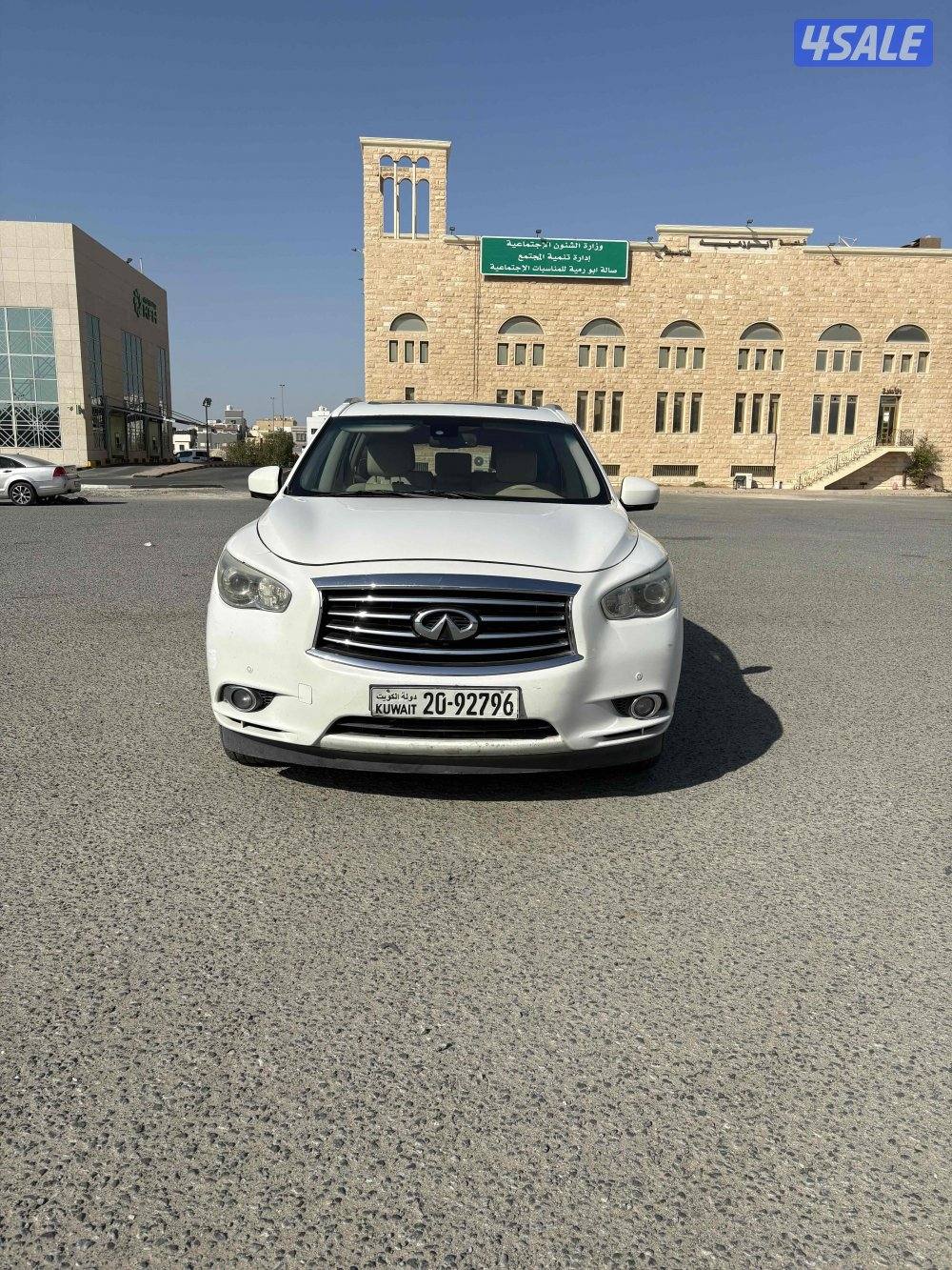 للبيع انفنتي كاملة المواصفات1