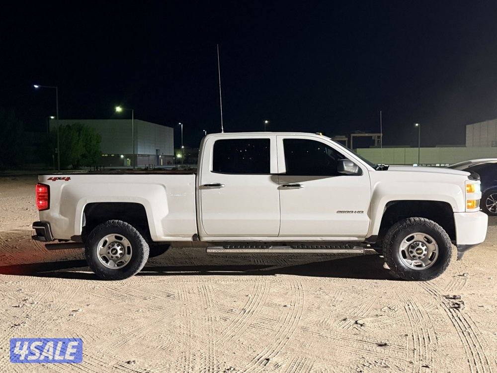 للبيع سلفرادو hd2500 موديل ٢٠١٩3