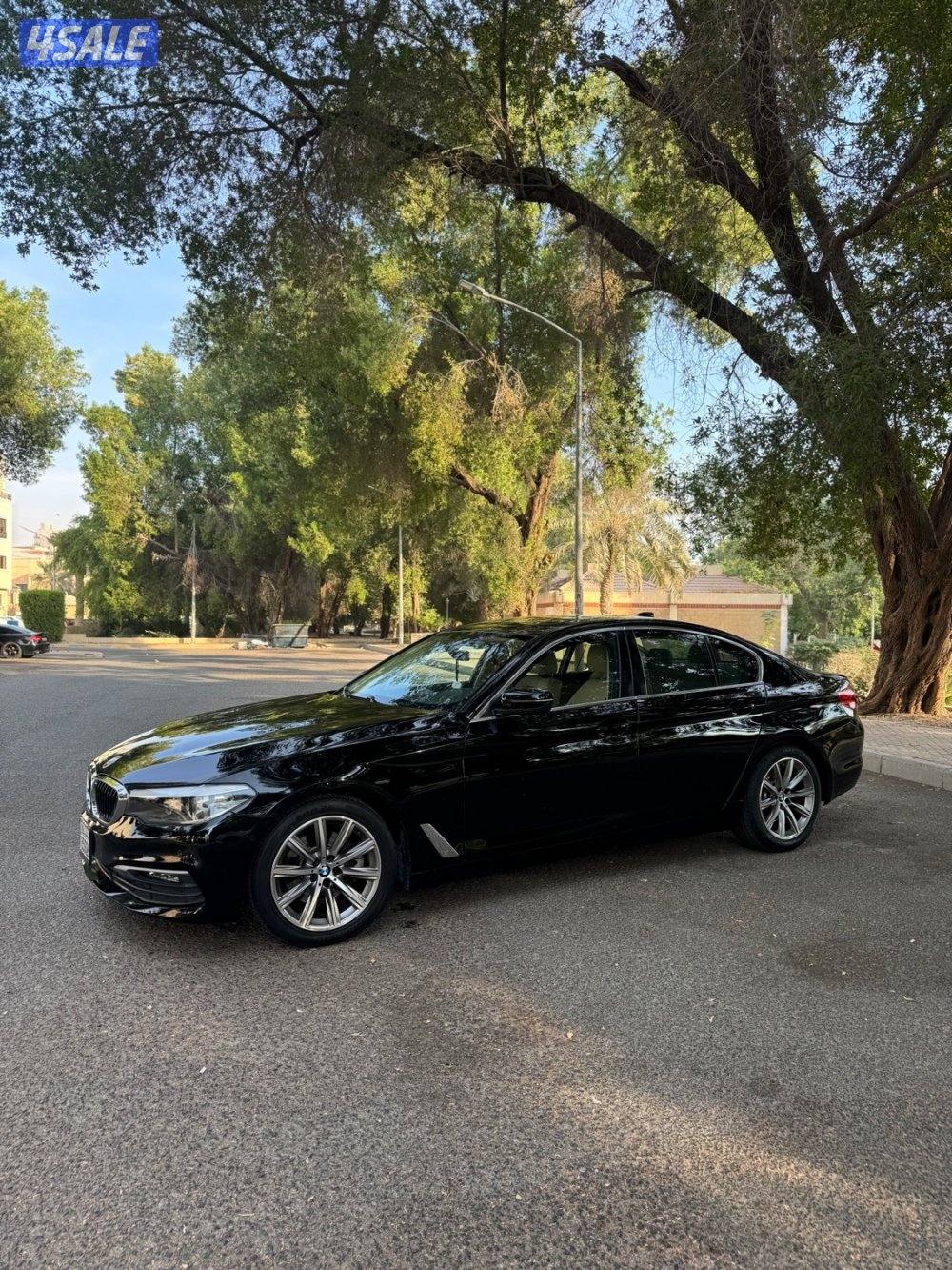 للبيع BMW 520i مديل 2019 ماشي 140 الف3