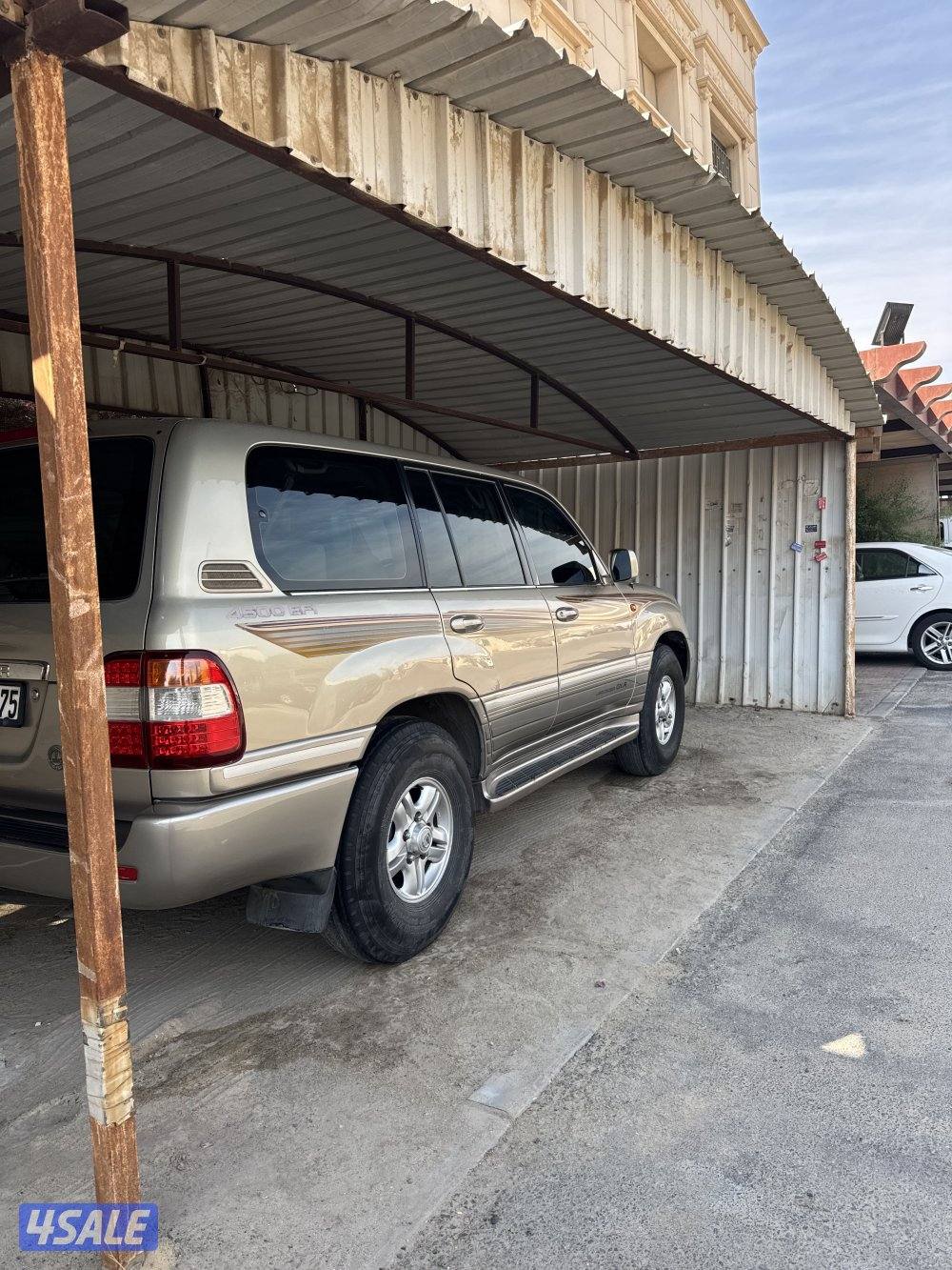 للبيع جي اكس ار وارد الساير محول قير عادي وكاله موديل 2006 مجدد كامل2