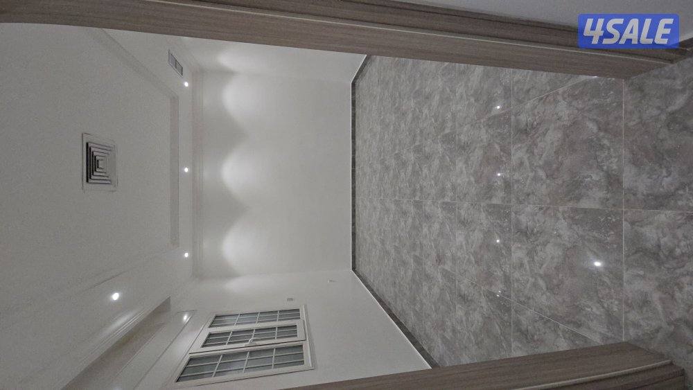 شقه فاخره تشطيب نظيييف ٣ غرف وصاله و غرفه للخدامه1