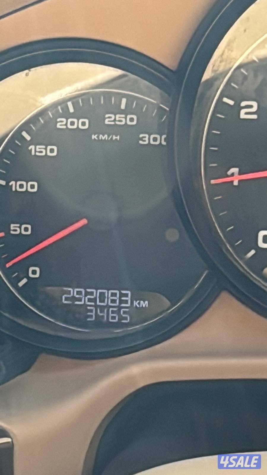 للبيع بنميرا 2012 سته سلندر. ماشيه 29210