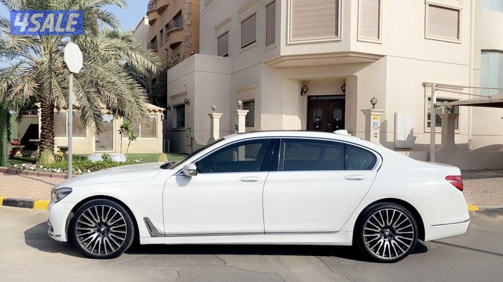 للبيع : BMW 750 Li  موديل 2016  تون تيربو 8 سلندر وارد الوكاله .0