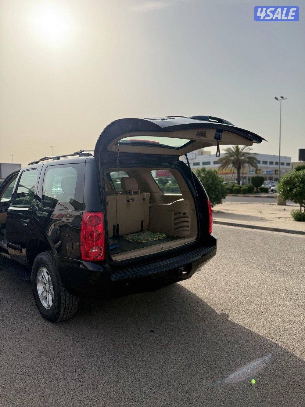 يوكن 2012 للبيع المالك الاول5