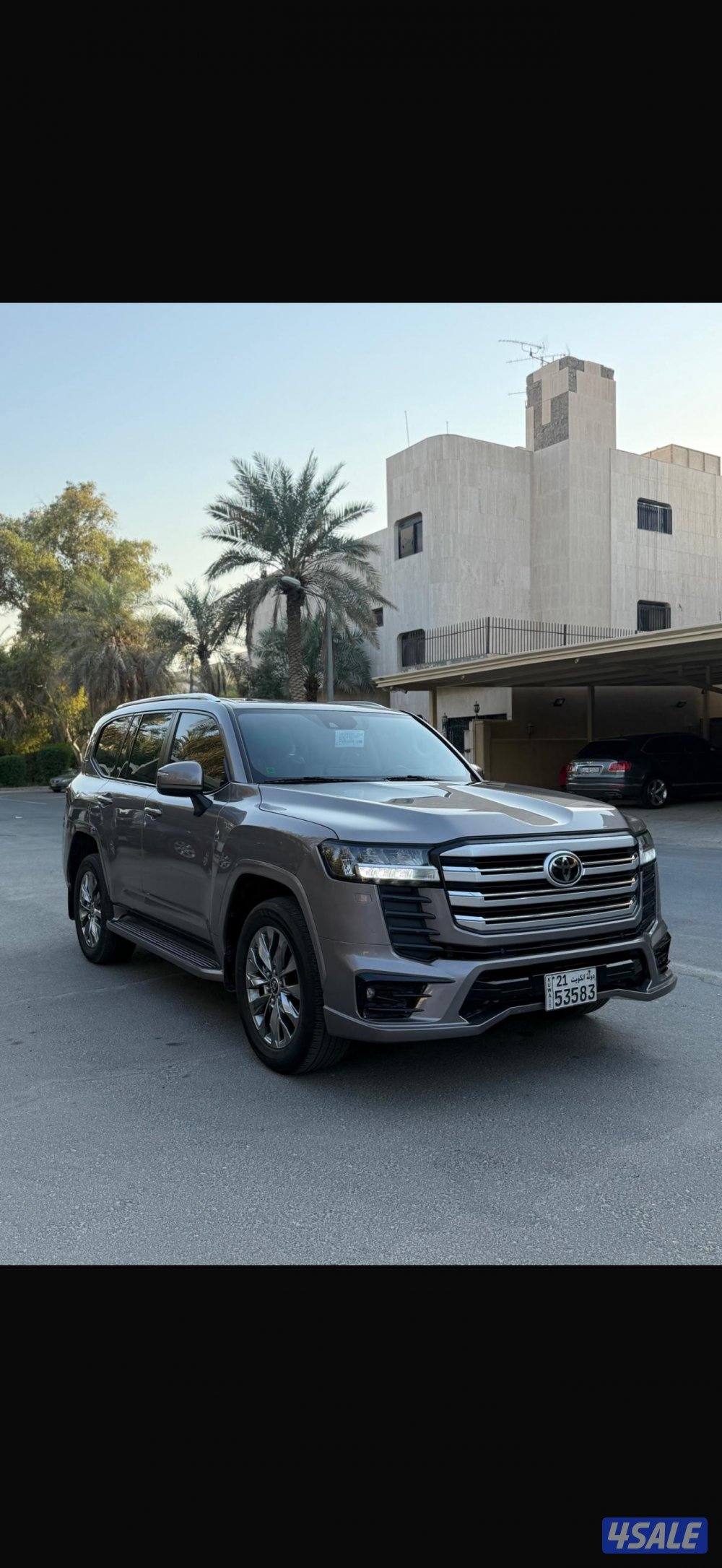 لاندكروزر 2022 Gxr Aero S صبغ الوكالة ماشي ٦٣0