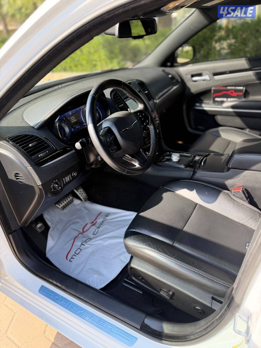 للبيع كرايزلر s صبغ الوكاله13