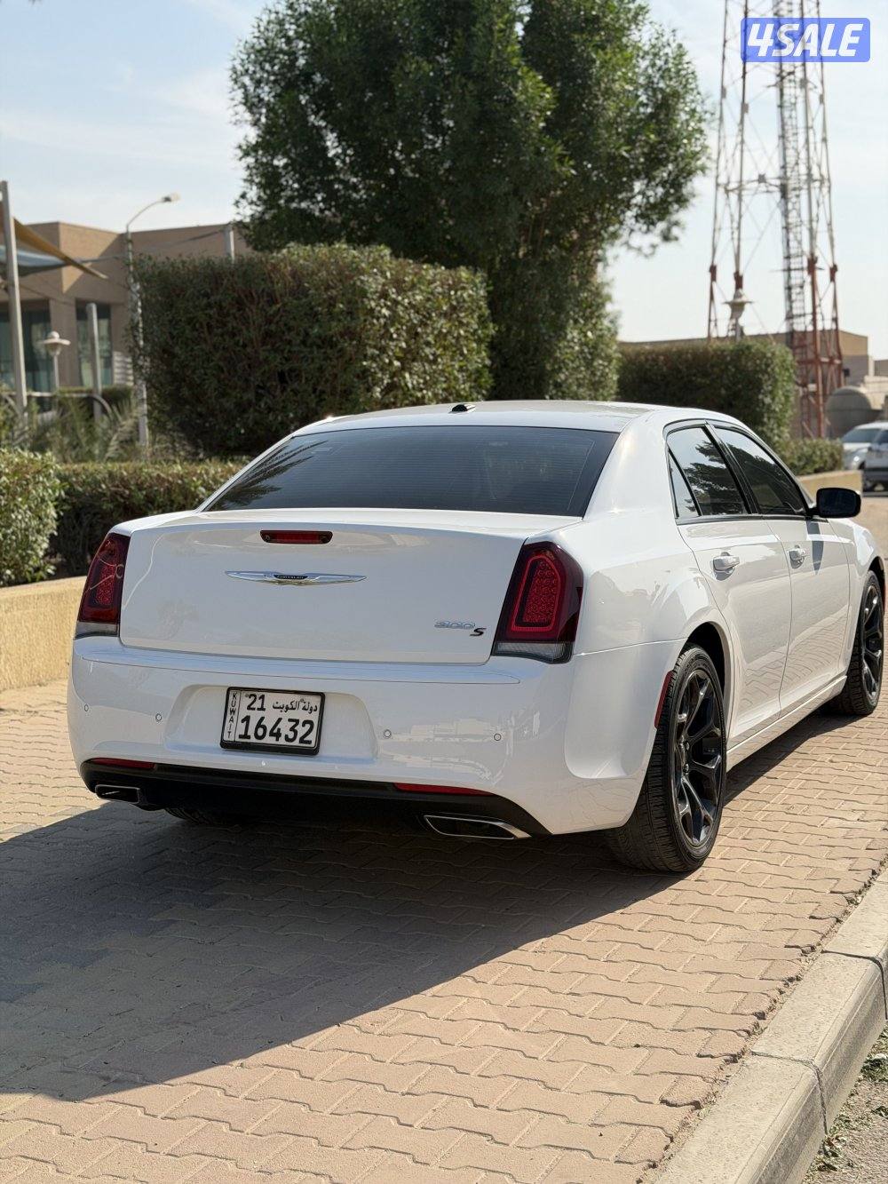 للبيع كرايزلر s صبغ الوكاله5