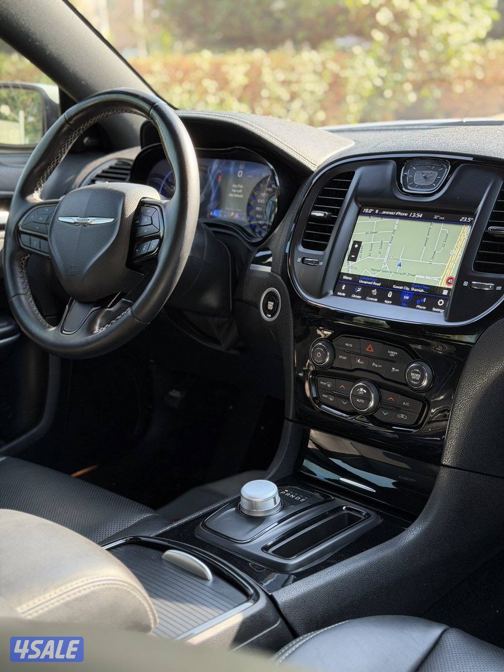 للبيع كرايزلر s صبغ الوكاله15