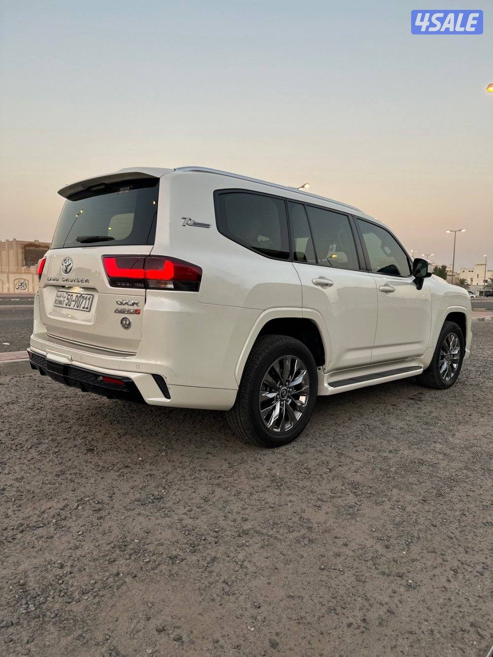 لاند كروزر ايرو اس1